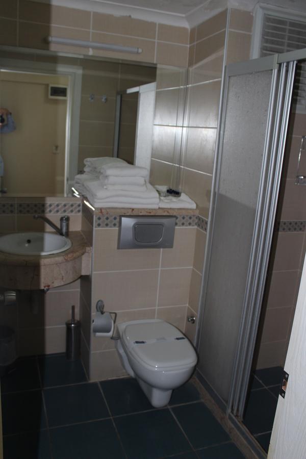 Bogazici Otel ไอวาลิค ภายนอก รูปภาพ