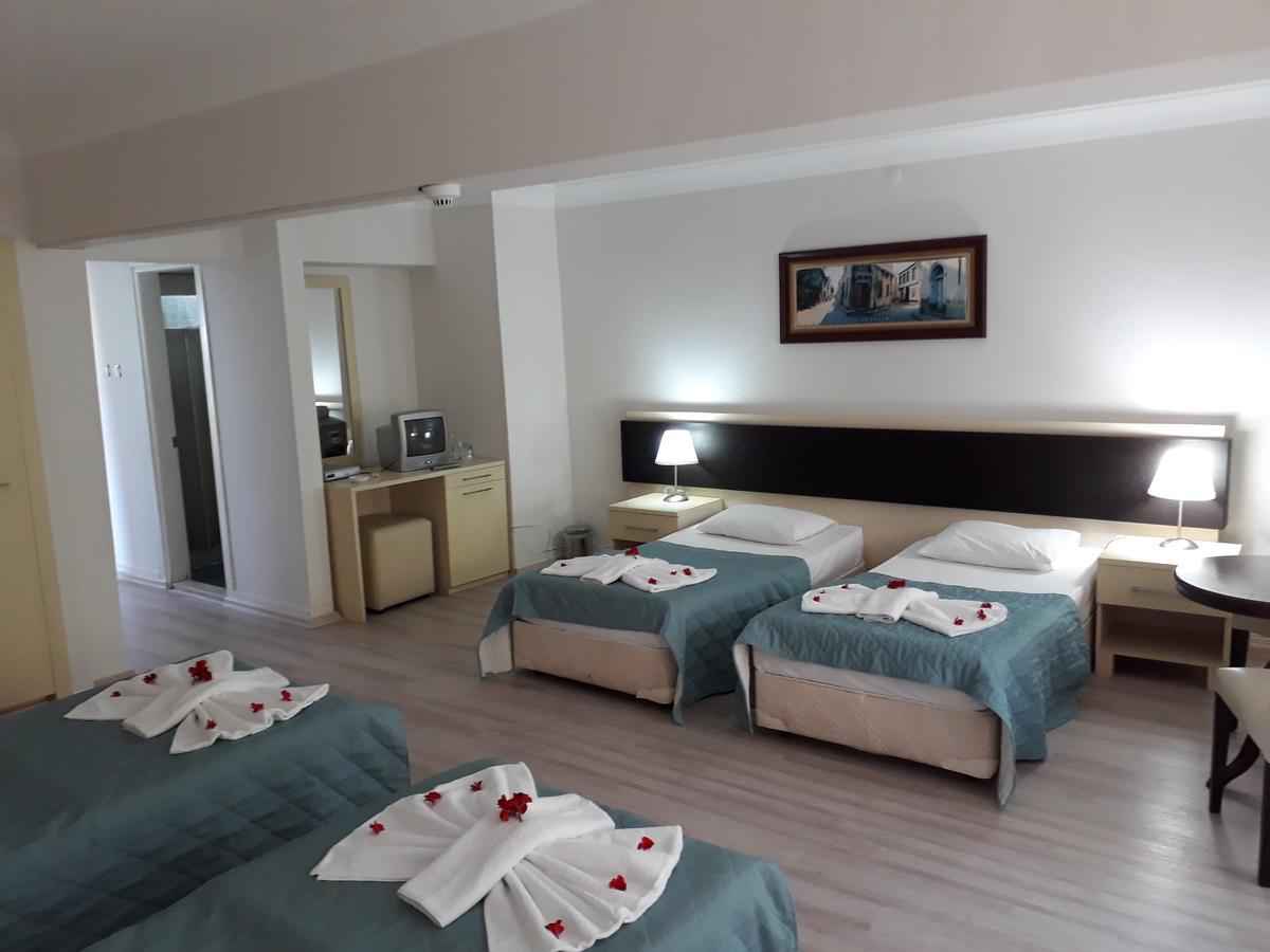 Bogazici Otel ไอวาลิค ภายนอก รูปภาพ