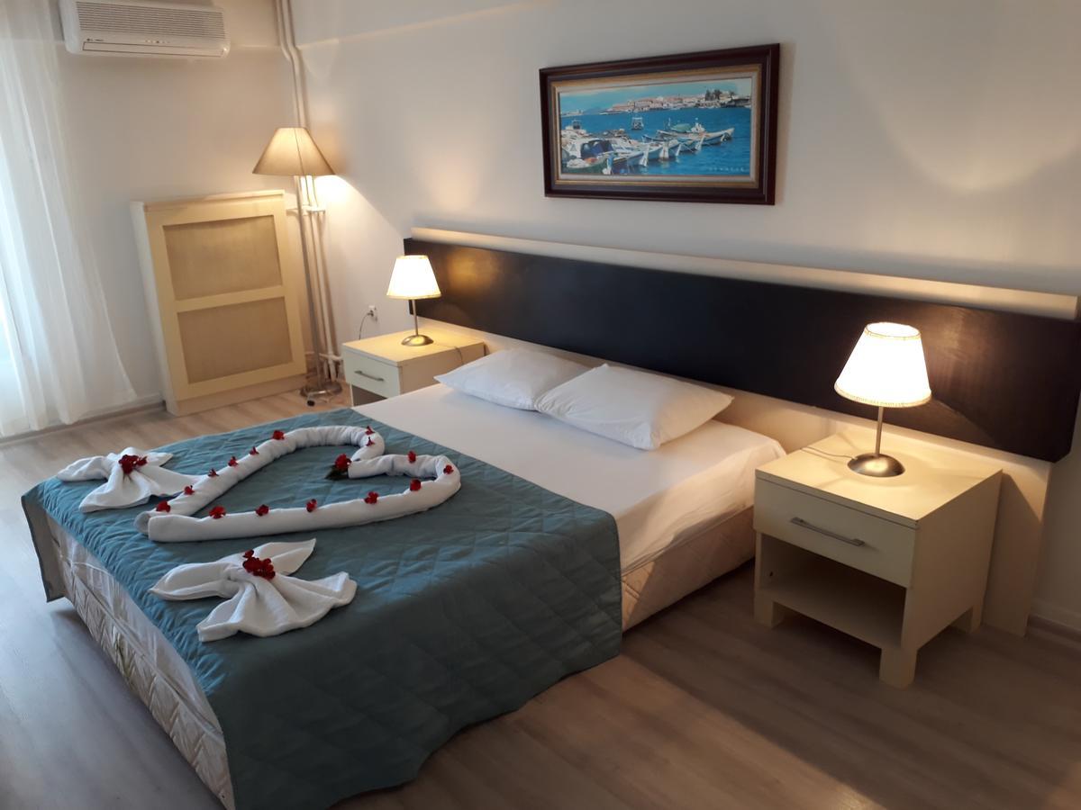 Bogazici Otel ไอวาลิค ภายนอก รูปภาพ